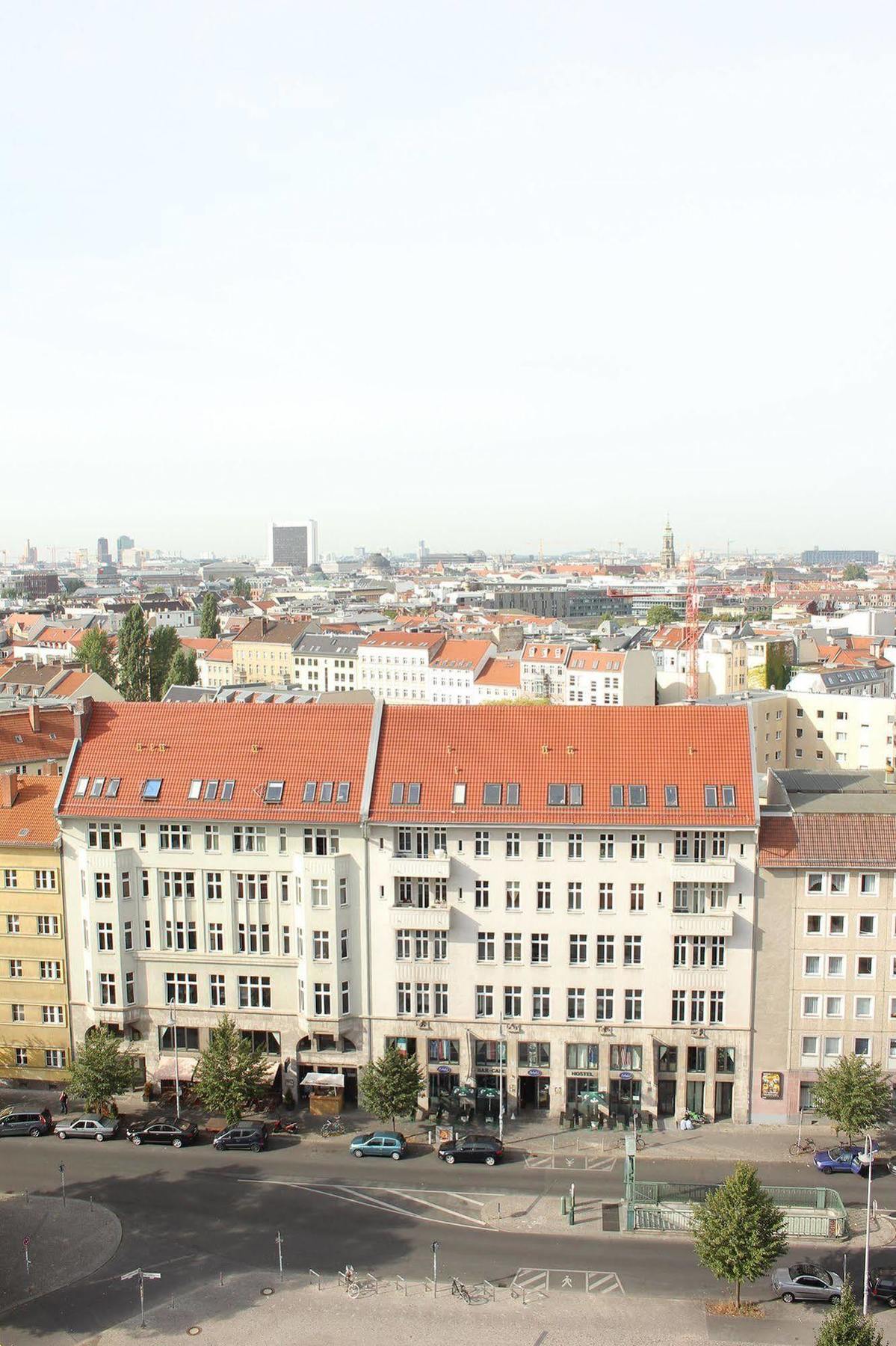 St Christopher's Alexanderplatz Berlino